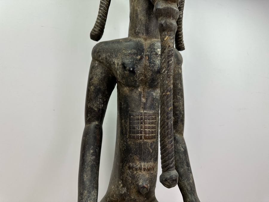 African Carved Wooden Sculpture From The Ivory Coast 28.5'H Estimate $400 [Photo 5]