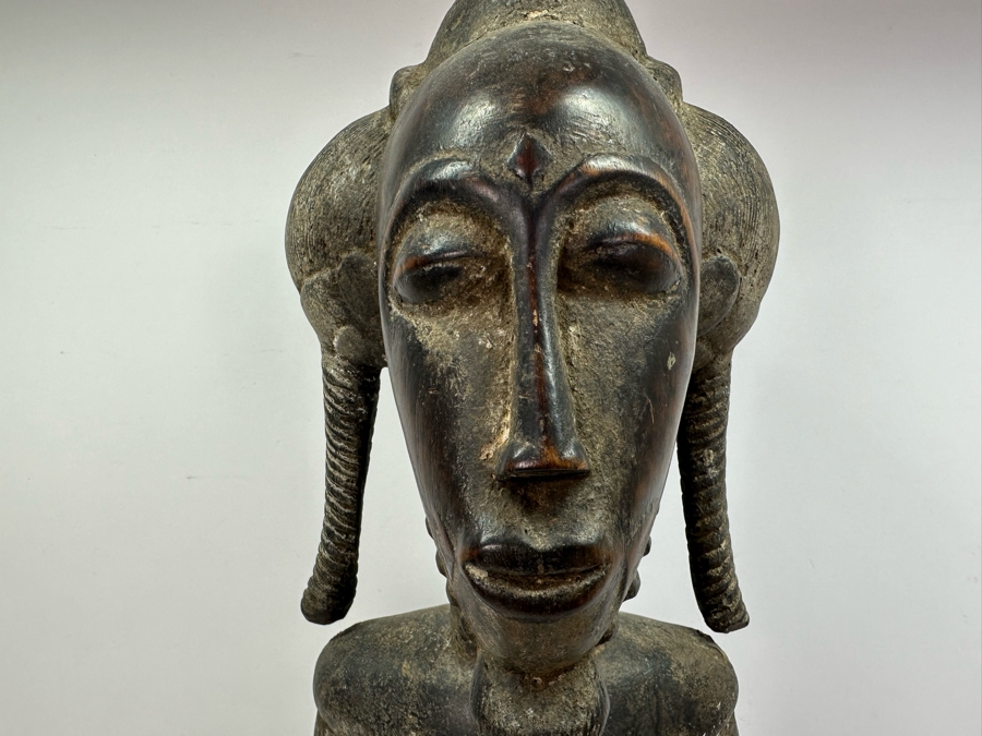 African Carved Wooden Sculpture From The Ivory Coast 28.5'H Estimate $400 [Photo 3]