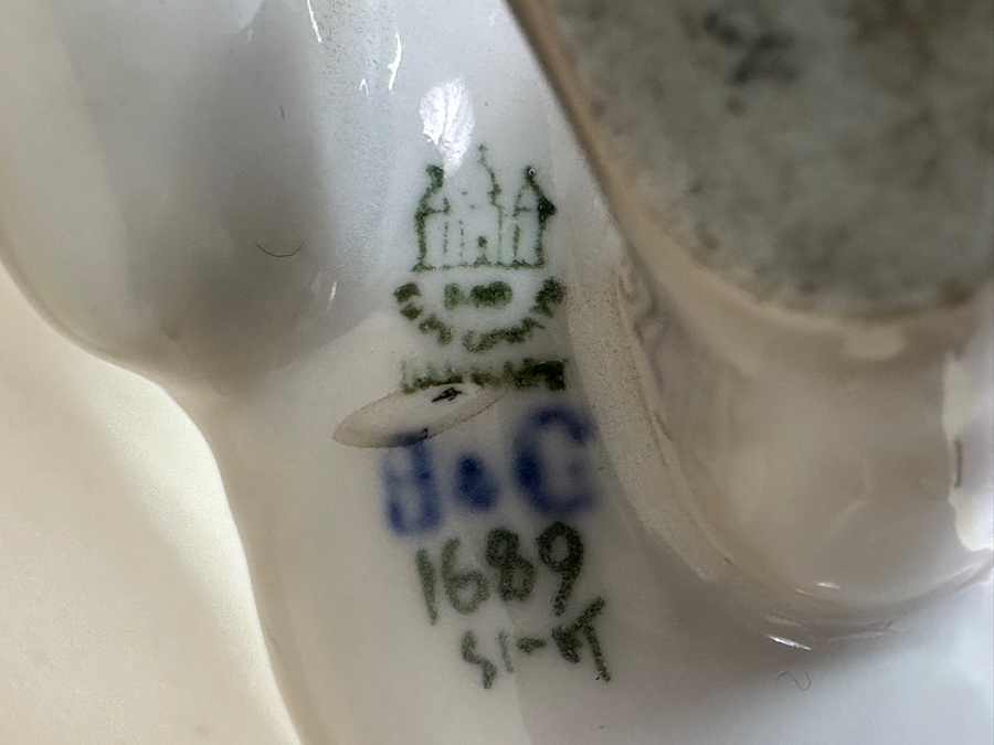 Rare Bing & Grondahl B&G 1689 Coati Nasua Animal Figurine 6'L X 8.5'H [Photo 5]