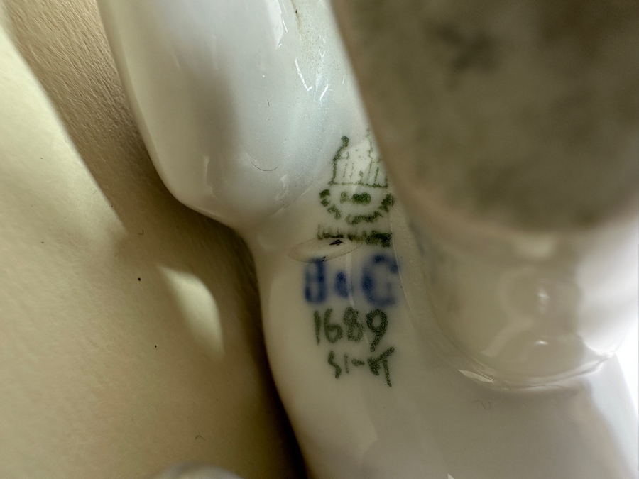 Rare Bing & Grondahl B&G 1689 Coati Nasua Animal Figurine 6'L X 8.5'H [Photo 4]