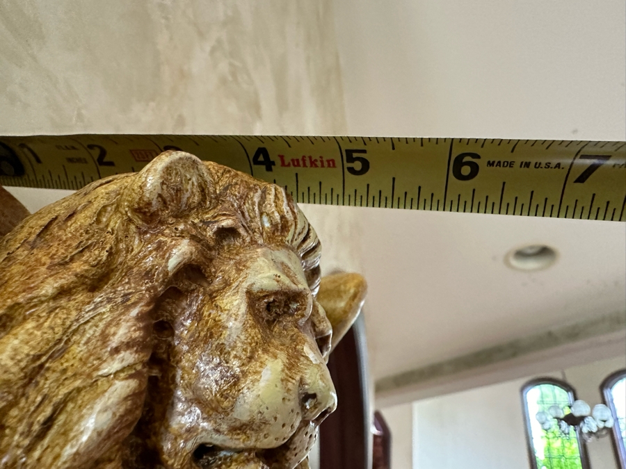 European Styled Resin Lion Wall Sculpture By Toscano Design 18W x 13H [Photo 5]