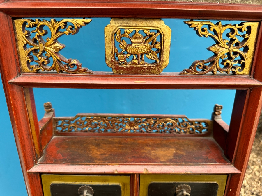 Vintage Carved Gilt Red Lacquer Wooden Chinese Wash Stand With Detailed Carved Scenes Throughout 18'W X 10'D X 67'H - See Photos [Photo 18]