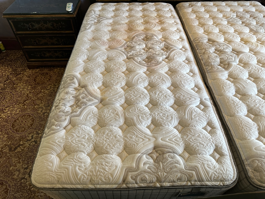 Bedroom Set Featuring King Size Bed With Footboard & Headboard Plus Matching Nightstands By South Cone Trading Company With Optional Mattress / Boxsprings [Photo 9]