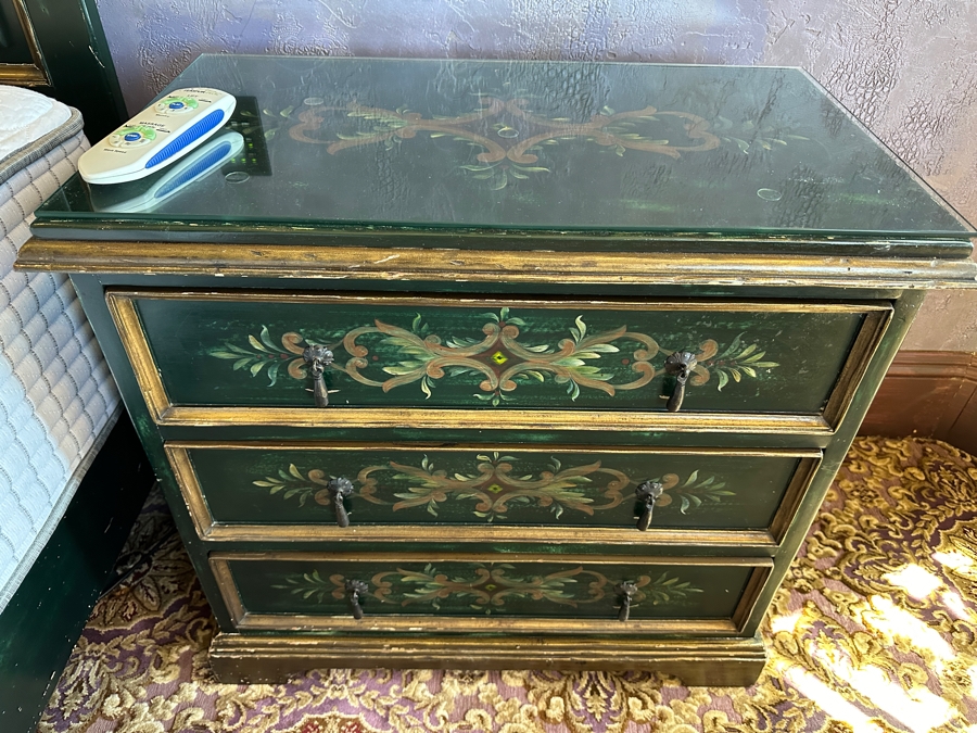 Bedroom Set Featuring King Size Bed With Footboard & Headboard Plus Matching Nightstands By South Cone Trading Company With Optional Mattress / Boxsprings [Photo 12]