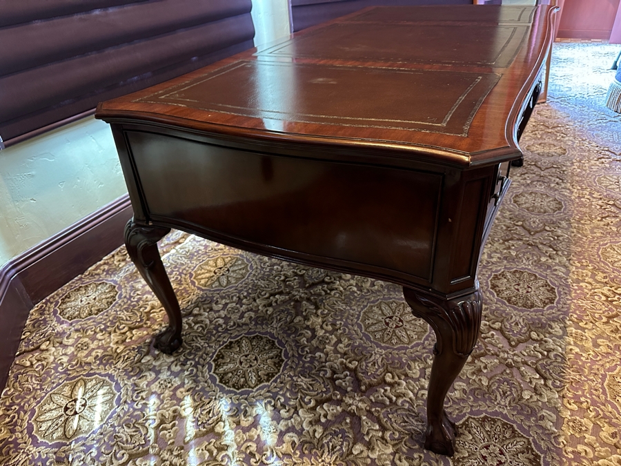 Stunning 125th Anniversary Limited Edition Sligh Executive Leather Top Desk The Ellis Line Numbered 66 Of 1880 72'W X 36'D X 30'H [Photo 10]