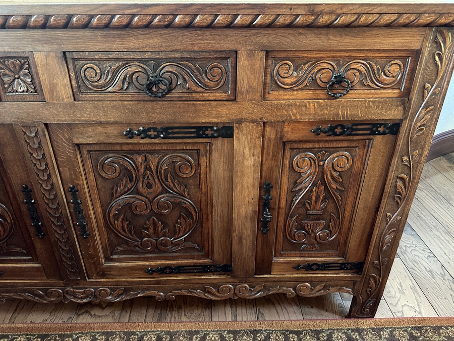 Antique Carved Tiger Oak Cabinet Credenza 88.5'W X 18'D X 42'H [Photo 3]