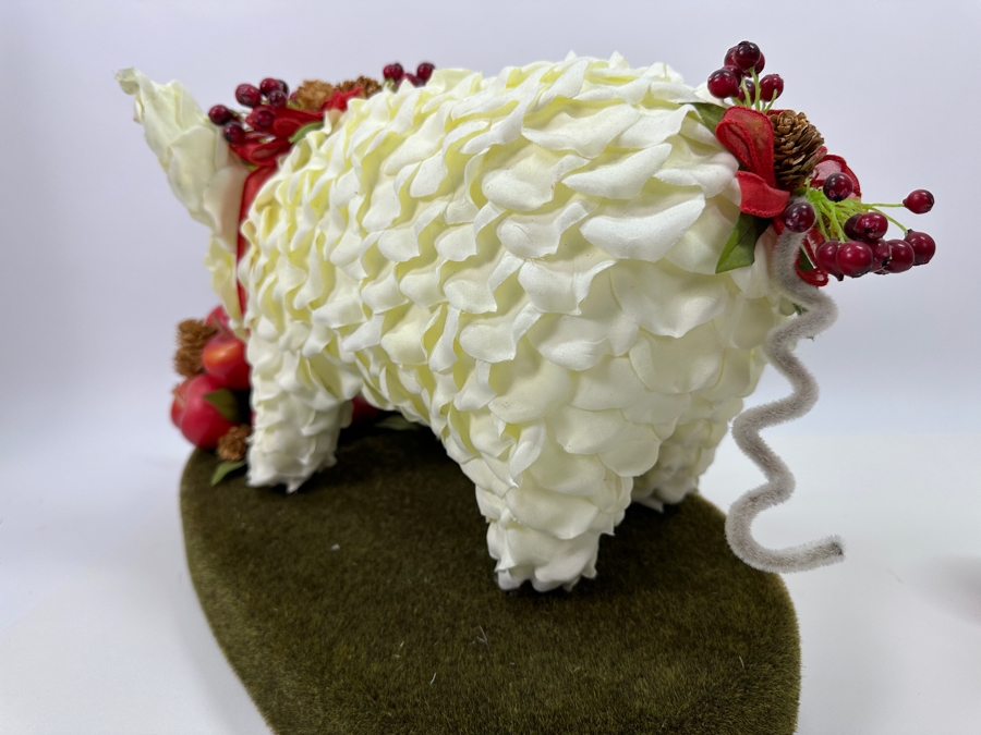 Large Decorative Centerpiece Pig Eating Apples 19W X 10.5D X 12H [Photo 4]