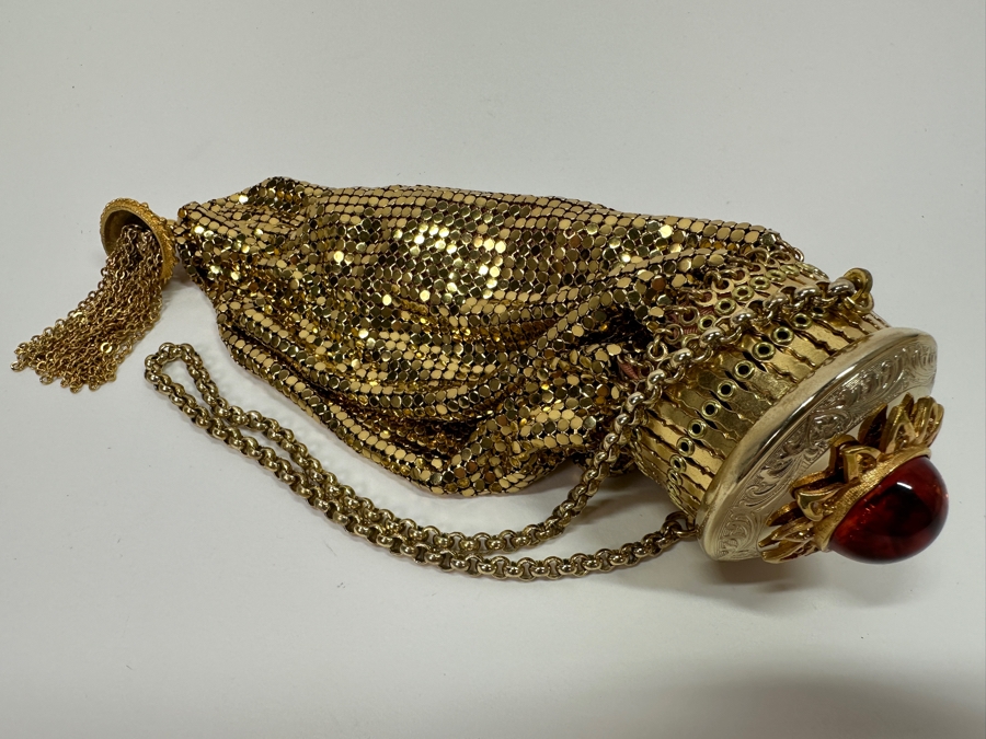 Vintage Whiting and Davis Mesh Handbag Made in US [Photo 3]