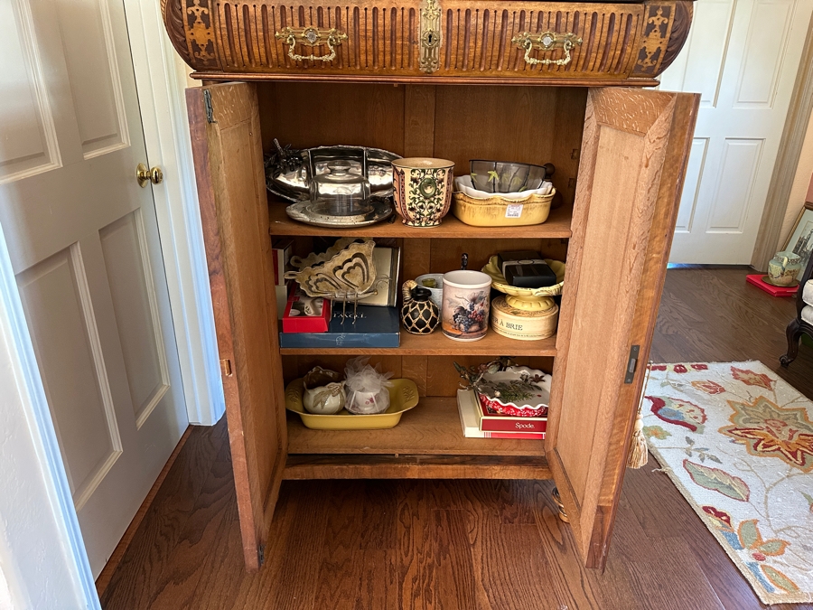 Stunning Antique Victorian Carved Wooden Vertico Cabinet With Three Embossed Copper Portrait Medallions Decorations 43W X 19D X 66.5H [Photo 13]