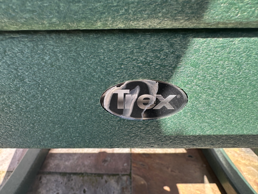 Trex Outdoor Furniture Green Yacht Club Rocking Chair Set with Two Chairs and Side Table [Photo 3]