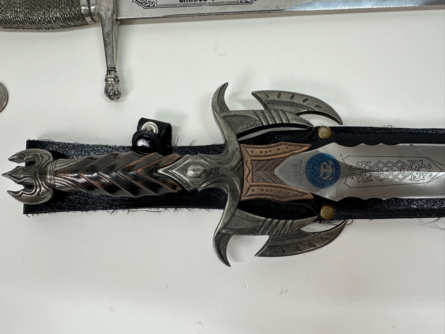 Pair Of Steel Fantasy Swords 23L & 16.5L [Photo 2]