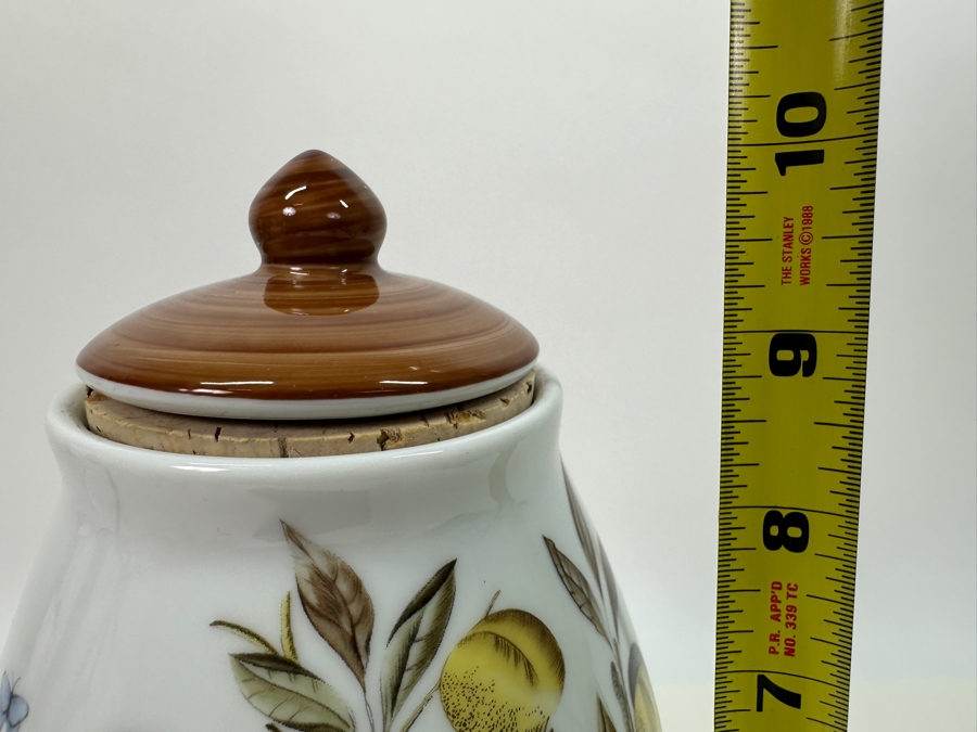 Vintage Alois Dallmayr Parrot 'Herrenchiemsee' Coffee Canister 10'H [Photo 10]