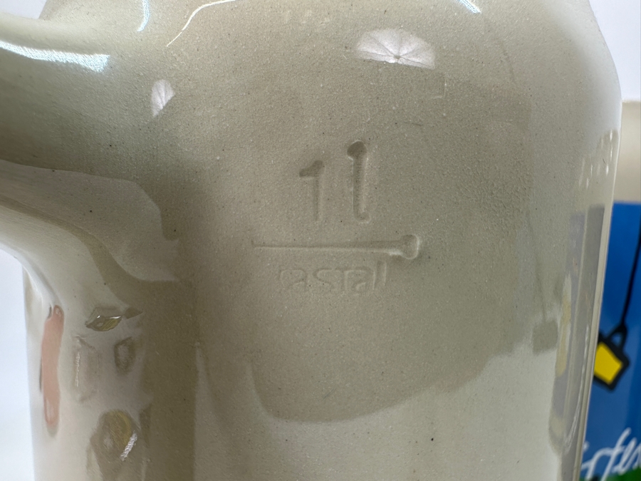 (4) 2000, 2001, 2005, 2009 Munich Oktoberfest Official Ceramic Rastal Beer Mugs 1L 7.5'H [Photo 5]