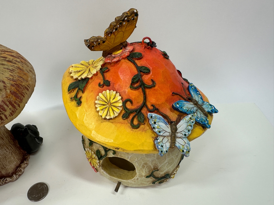 Shinoda Gnome and Tii Collections Resin Mushroom 12'H/7.5'H [Photo 4]