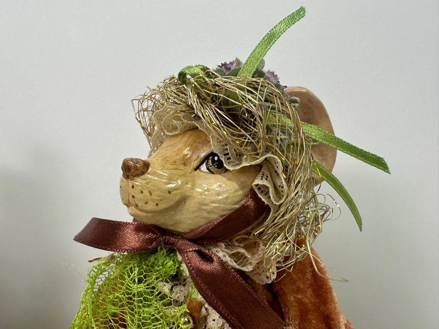 Wayne M. Kleski Mice Dolls 16'H [Photo 3]