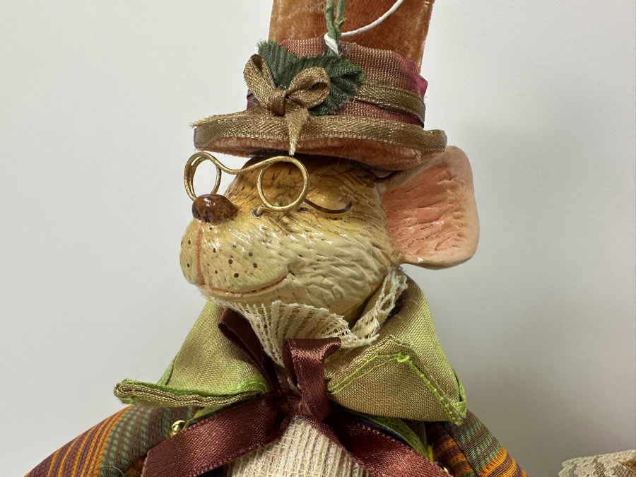 Wayne M. Kleski Mice Dolls 16'H [Photo 2]