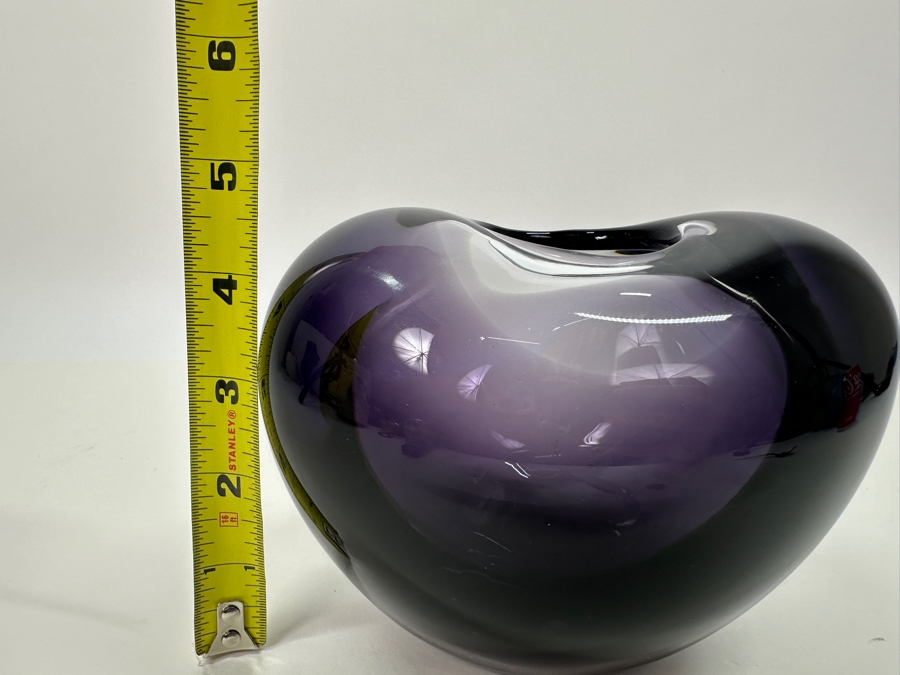Vintage Holmegaard Glasværk Purple Heart Vase Signed HG5 PL 3412 6'W x 4.5'H [Photo 9]