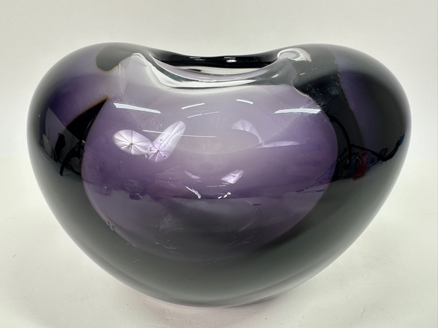 Vintage Holmegaard Glasværk Purple Heart Vase Signed HG5 PL 3412 6'W x 4.5'H [Photo 3]