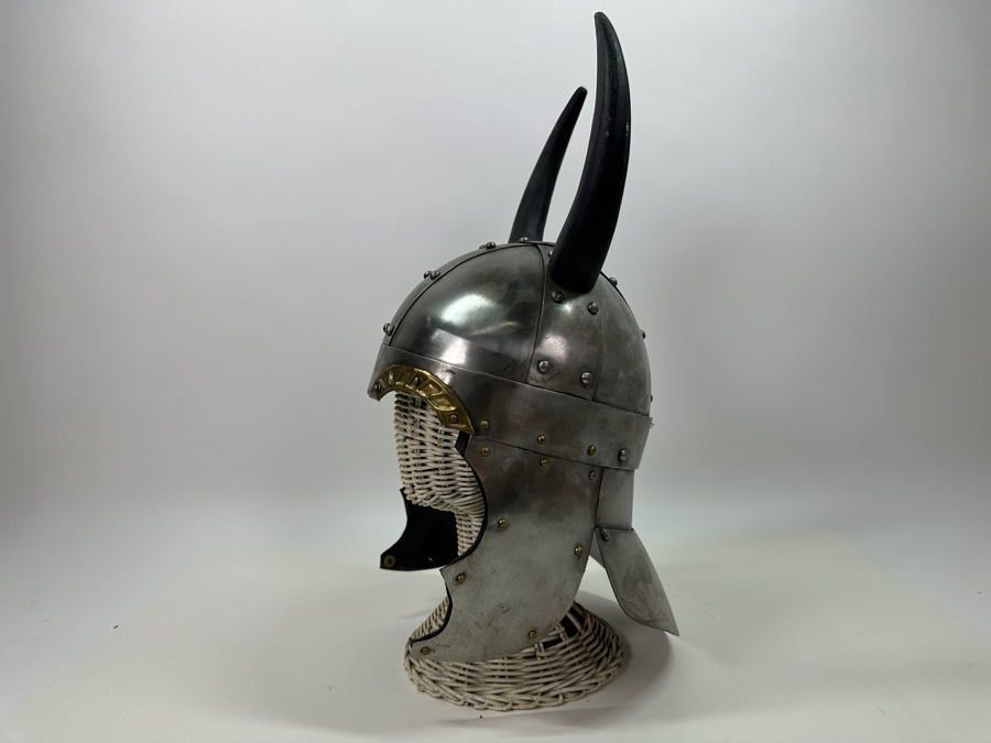 Shinoda 15' Steel Fantasy Costume Helmet with Horns [Photo 7]