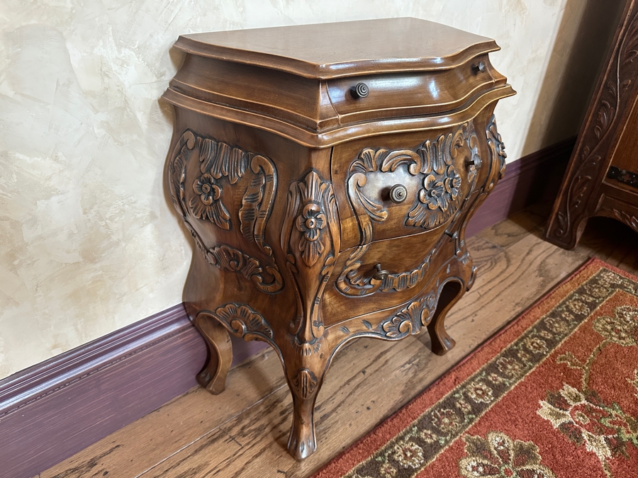 Small Italian Wooden Chest Of Drawers 20W X 11D X 25H [Photo 4]