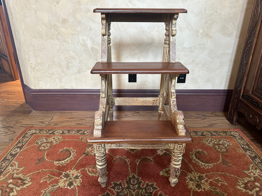 Wooden Library Steps 18W X 20D X 31.5H [Photo 2]