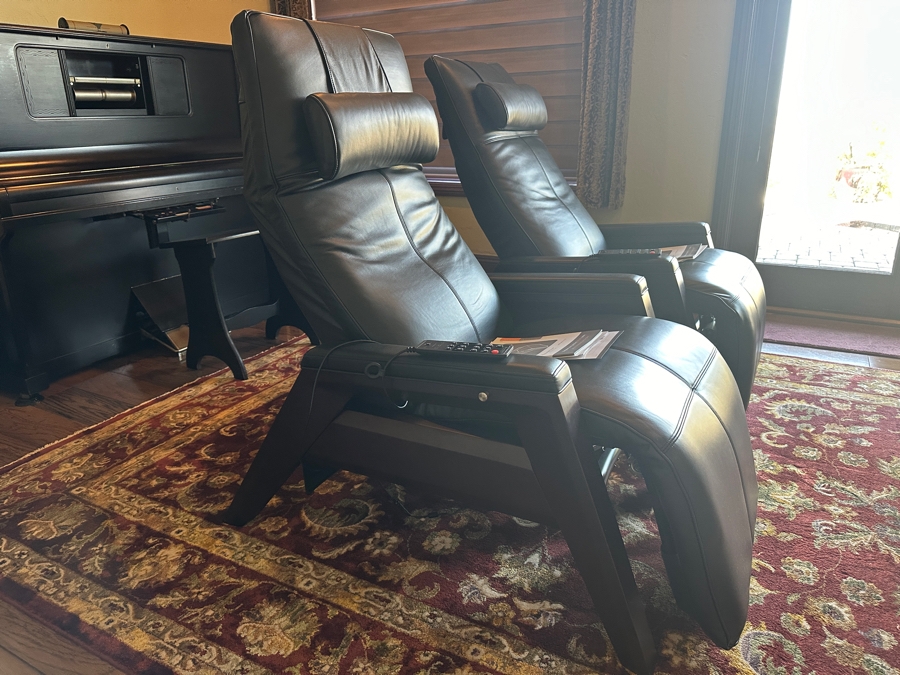 Human Touch Gravis ZG Chair Zero Gravity Massage Multi-Zone Heated Chair With Remote (Chair On Left) Retails $5,499 [Photo 4]