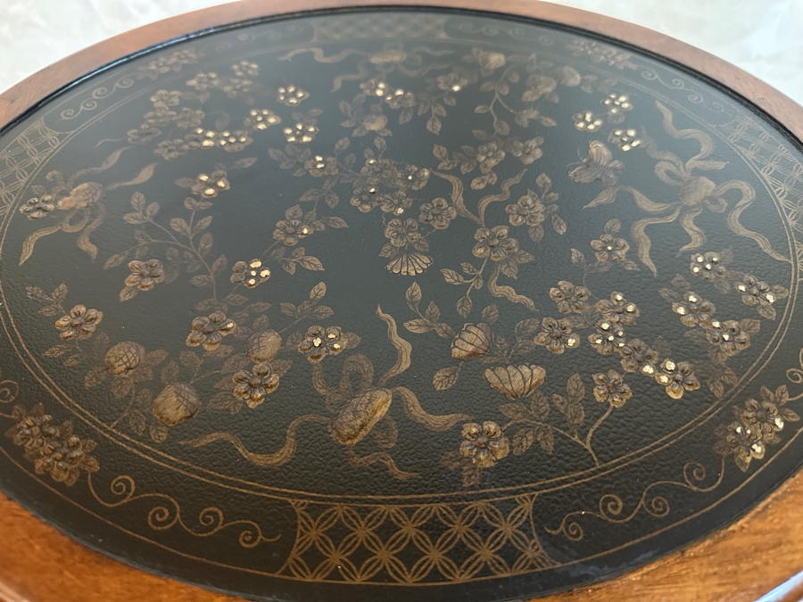 Wooden Oval Decorative Side Table 17.5W x 13.5D x 32'H [Photo 4]