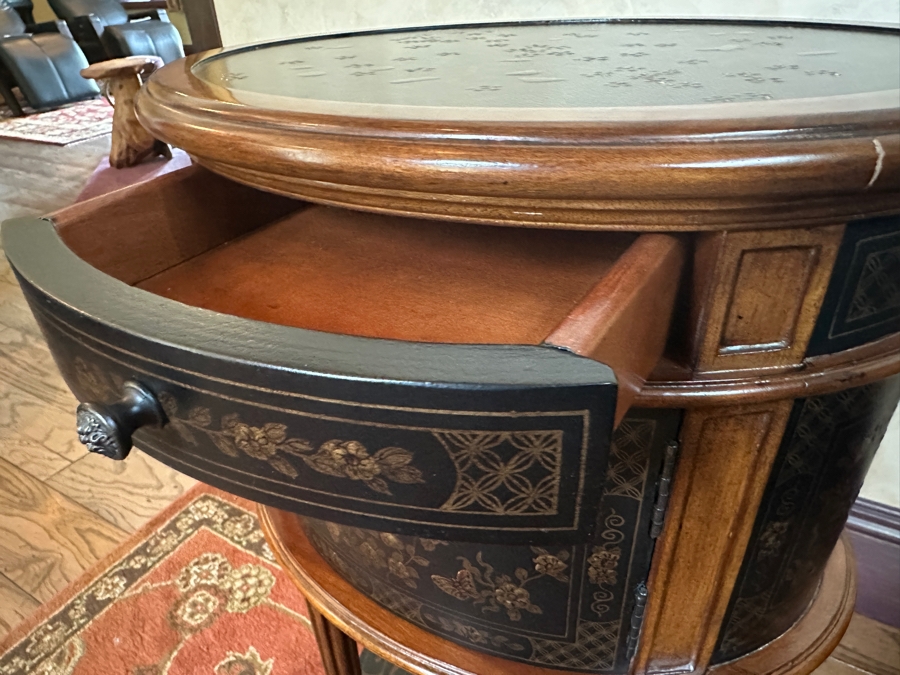 Wooden Oval Decorative Side Table 17.5W x 13.5D x 32'H [Photo 5]