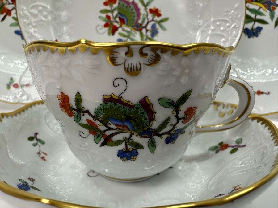 Meissen (Germany) Fine Porcelain Individually Hand Painted 'Butterfly Painting With Gold Rim' Schmetterling Starter Set, Service For 2, (Dinner Plate, Salad Plate, Bowl, Fancy Cup & Saucer) X 2 - 10 Pieces - Each An Original Work Of Art - Estimate $2,500 [Photo 4]
