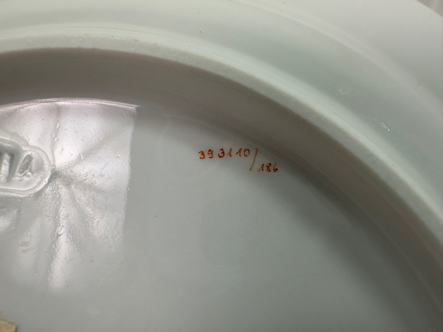 Meissen (Germany) Fine Porcelain Individually Hand Painted 'Butterfly Painting With Gold Rim' Schmetterling, Service For 4, (Dinner Plate, Salad Plate, Bowl, Cup & Saucer) X 4 - 20 Pieces - Each An Original Work Of Art - Estimate $5,000 [Photo 26]