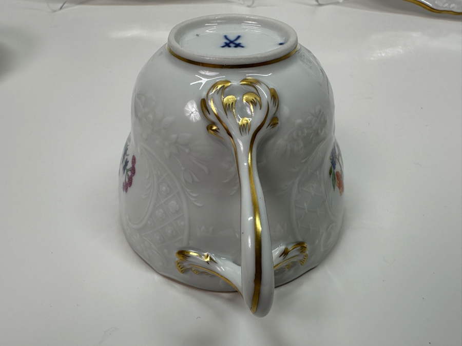 Meissen (Germany) Fine Porcelain Individually Hand Painted 'Butterfly Painting With Gold Rim' Schmetterling, Service For 4, (Dinner Plate, Salad Plate, Bowl, Cup & Saucer) X 4 - 20 Pieces - Each An Original Work Of Art - Estimate $5,000 [Photo 29]