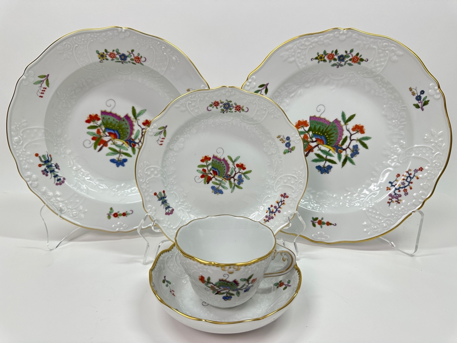 Meissen (Germany) Fine Porcelain Individually Hand Painted 'Butterfly Painting With Gold Rim' Schmetterling, Service For 4, (Dinner Plate, Salad Plate, Bowl, Fancy Cup & Saucer) X 4 - 20 Pieces - Each An Original Work Of Art - Estimate $5,000 [Photo 2]