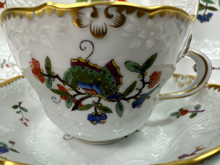 Meissen (Germany) Fine Porcelain Individually Hand Painted 'Butterfly Painting With Gold Rim' Schmetterling, Service For 4, (Dinner Plate, Salad Plate, Bowl, Fancy Cup & Saucer) X 4 - 20 Pieces - Each An Original Work Of Art - Estimate $5,000 [Photo 5]