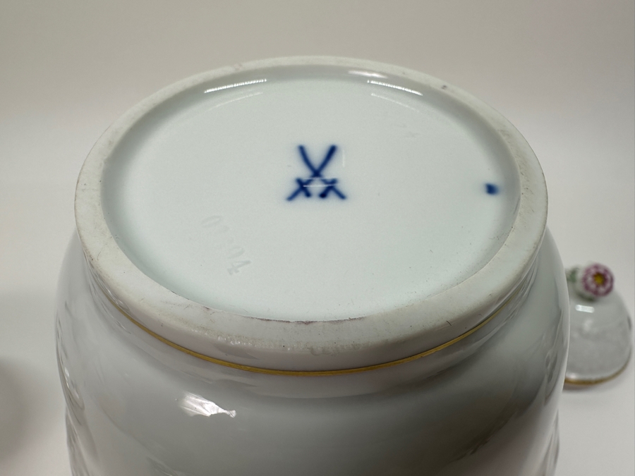 Meissen (Germany) Fine Porcelain Individually Hand Painted 'Colorful Chinese Butterfly Painting With Gold Rim' Schmetterling, Coffee Pot 10H, Sugar 4H & Creamer 4H Estimate $2,050 [Photo 21]