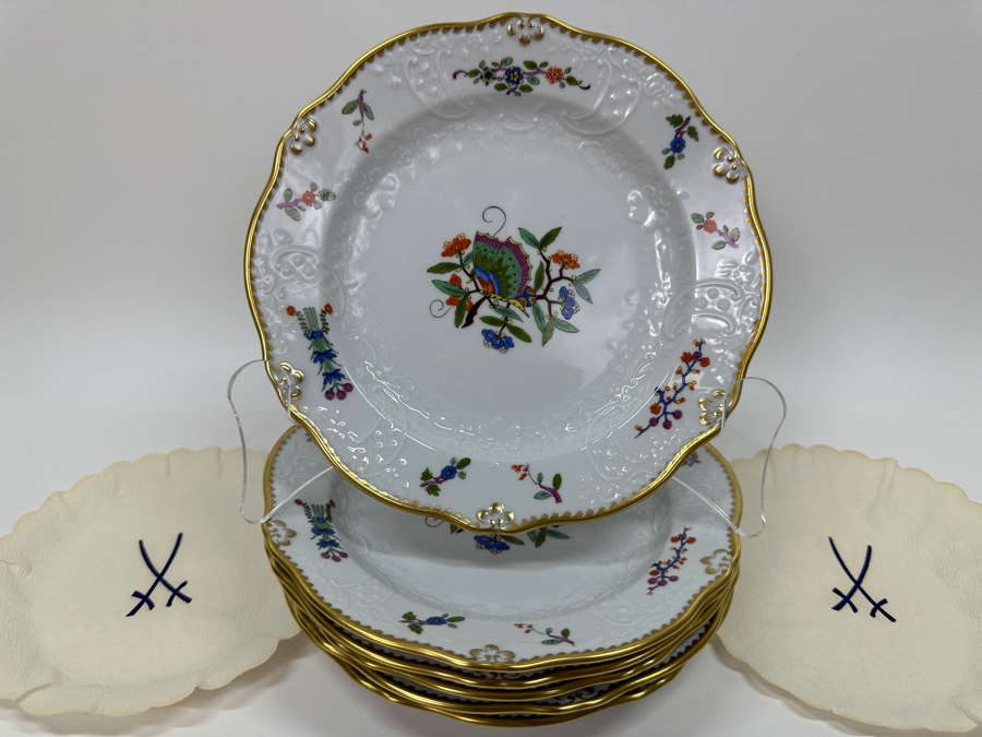 Meissen (Germany) Fine Porcelain Individually Hand Painted 'Colorful Chinese Butterfly Painting With Gold Toothed Edge' Schmetterling, Six Underplates For Cup & Saucer 7-1/8'W Estimate $1,200 [Photo 2]