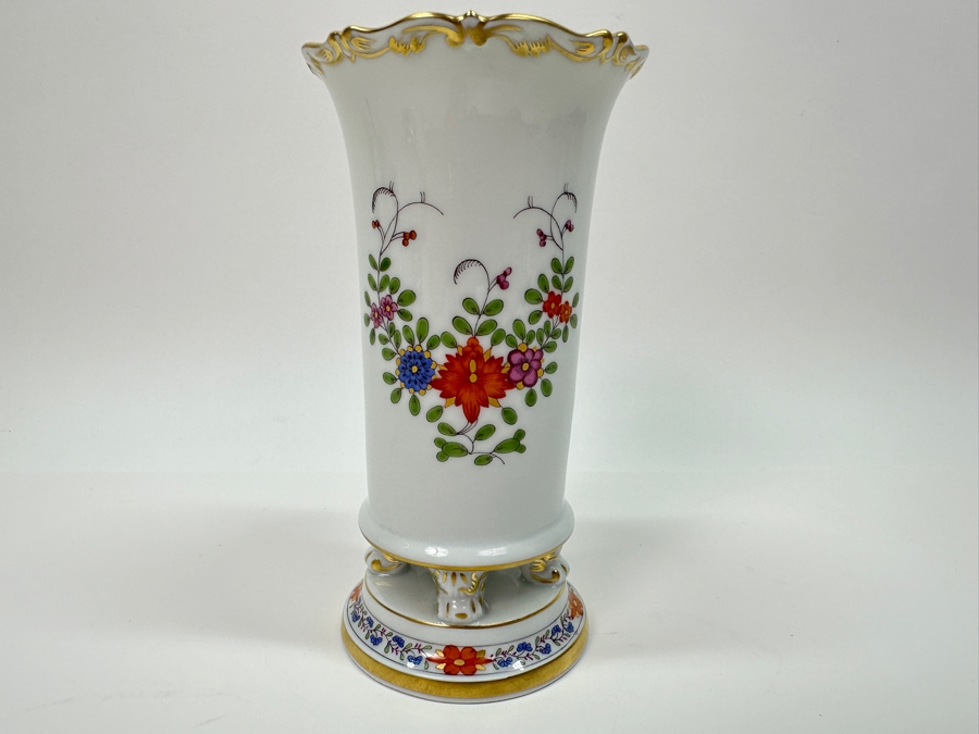 Meissen (Germany) Fine Porcelain Individually Hand Painted 'Colorful Indian Flower Painting, 2 Parts, Gold Edge' Dekor 451110 Vase 6H Estimate $300 [Photo 2]