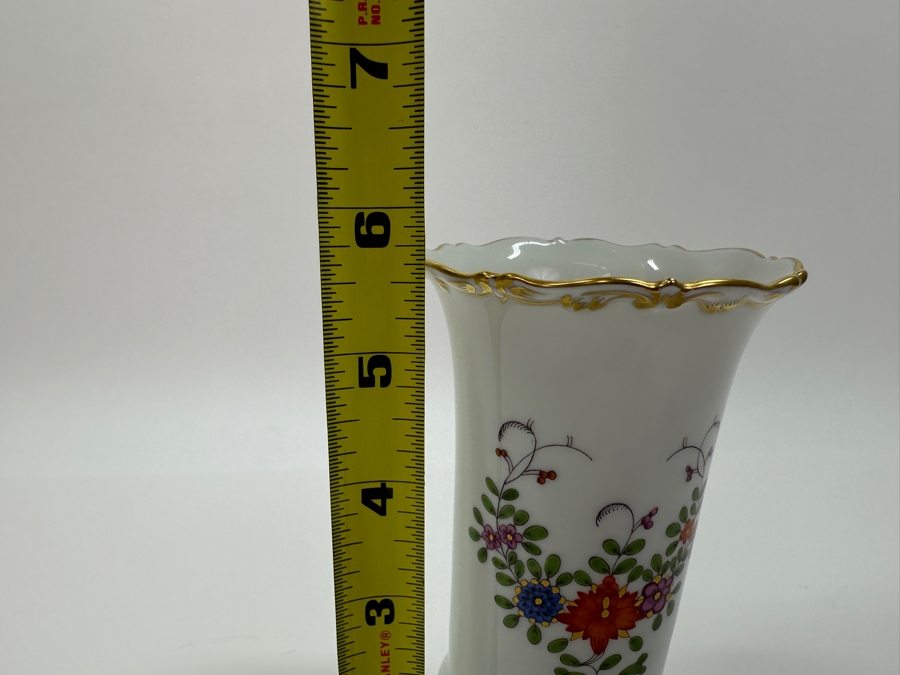 Meissen (Germany) Fine Porcelain Individually Hand Painted 'Colorful Indian Flower Painting, 2 Parts, Gold Edge' Dekor 451110 Vase 6H Estimate $300 [Photo 9]