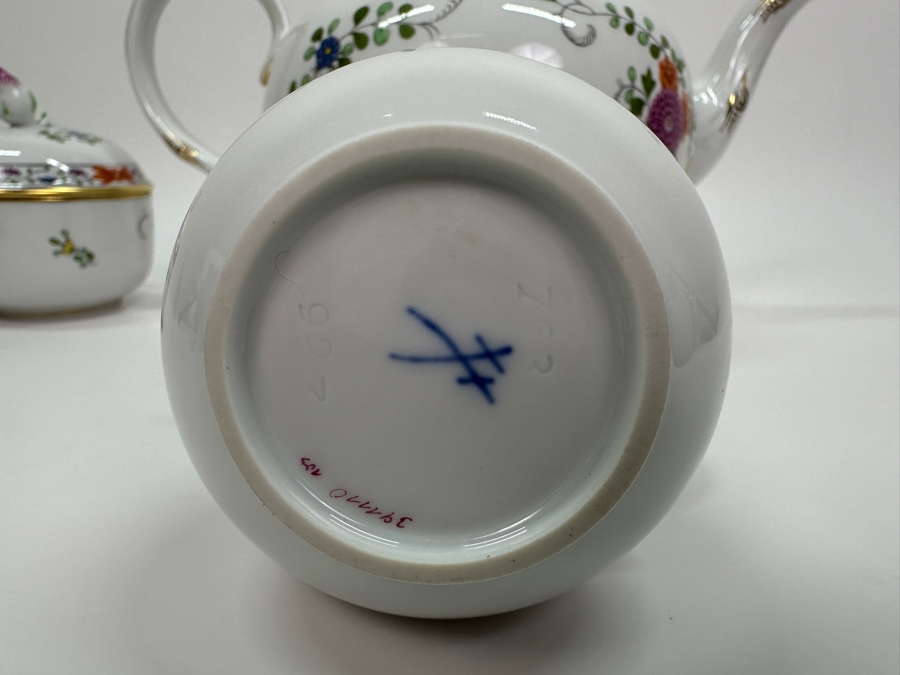 Meissen (Germany) Fine Porcelain Individually Hand Painted 'Colorful Rich Sheaf Pattern With Edge, Gold Edge' Decor 39110 Teapot 5.5H, Creamer 3.75H & Sugar 3.75H Estimate $2,050 [Photo 19]