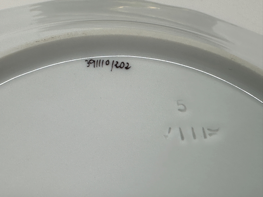 Meissen (Germany) Fine Porcelain Individually Hand Painted 'Colorful Rich Sheaf Pattern With Edge, Gold Edge' Decor 39110 Six Underplates For Cups & Saucers 7-1/8W Estimate $1,200 [Photo 10]