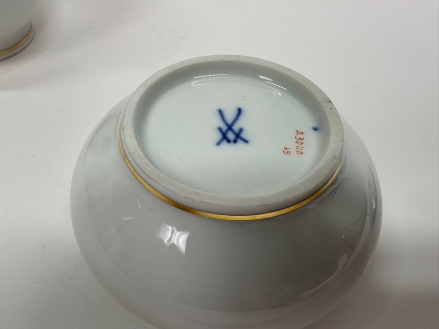 Meissen (Germany) Fine Porcelain Individually Hand Painted Vase 4H And Lidded Box 2H Estimate $250 [Photo 7]