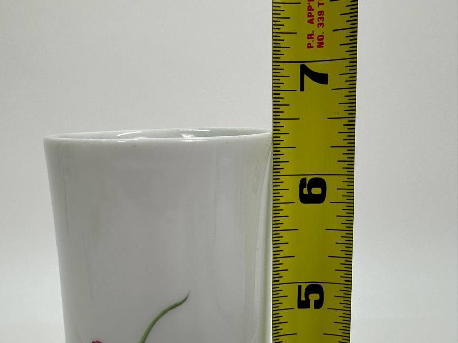 Meissen (Germany) Fine Porcelain Individually Hand Painted Two Vases 6-3/8H And 3.5H Estimate $250 [Photo 8]