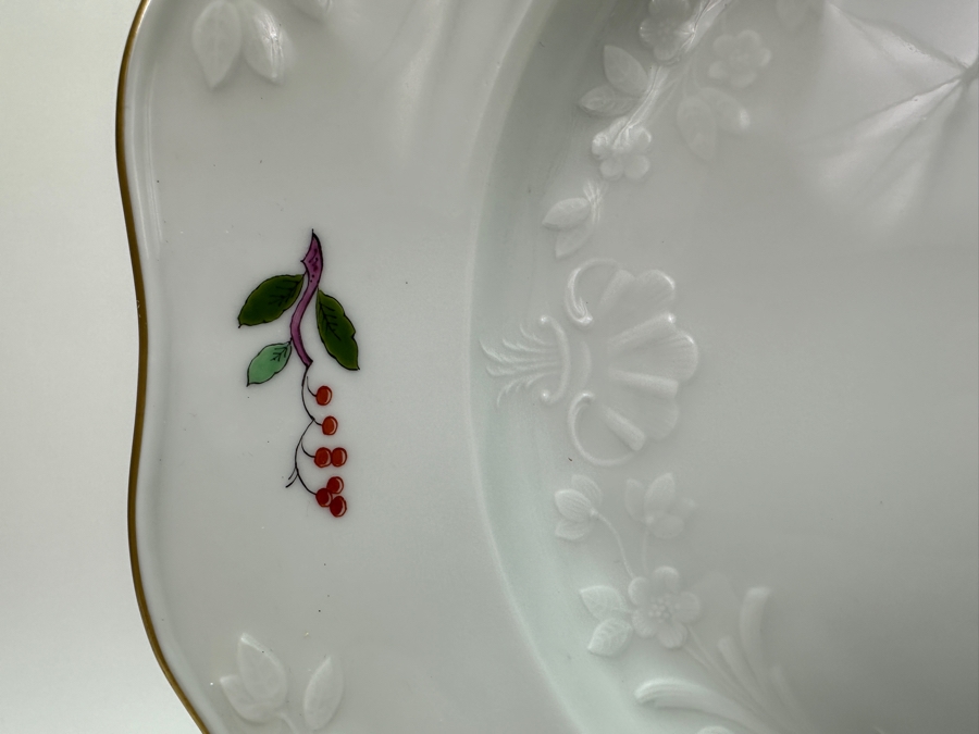 Meissen (Germany) Fine Porcelain Individually Hand Painted 'Colorful Chinese Butterfly Painting With Gold Rim' Schmetterling, Oval Serving Platter 16 X 11.5 Estimate $1,500	 [Photo 8]