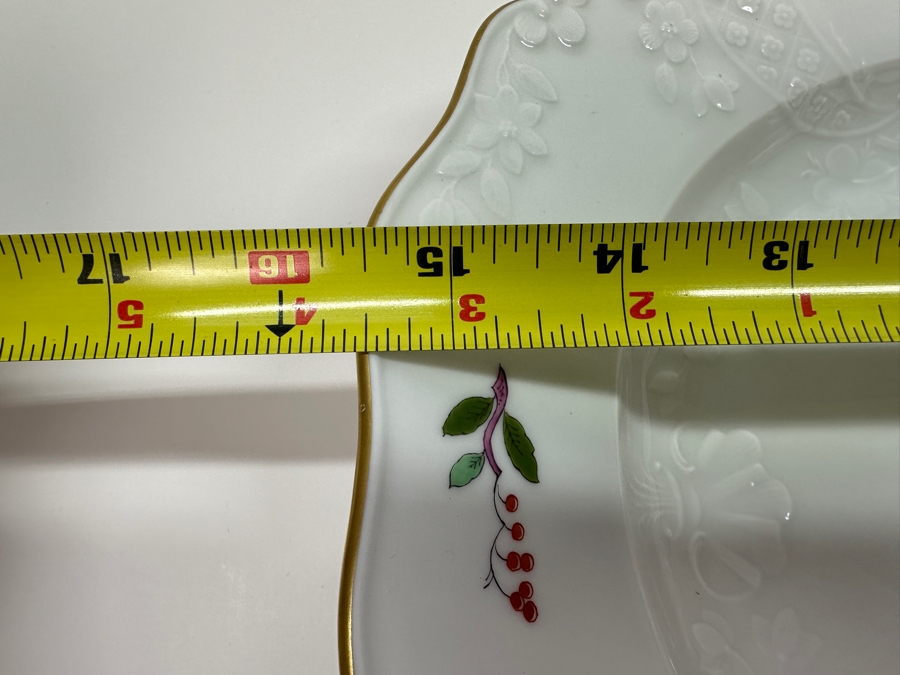 Meissen (Germany) Fine Porcelain Individually Hand Painted 'Colorful Chinese Butterfly Painting With Gold Rim' Schmetterling, Oval Serving Platter 16 X 11.5 Estimate $1,500	 [Photo 12]