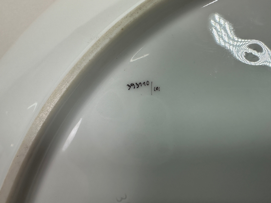 Meissen (Germany) Fine Porcelain Individually Hand Painted 'Colorful Chinese Butterfly Painting With Gold Rim' Schmetterling, Service Charger Plate 12W Estimate $300 [Photo 10]