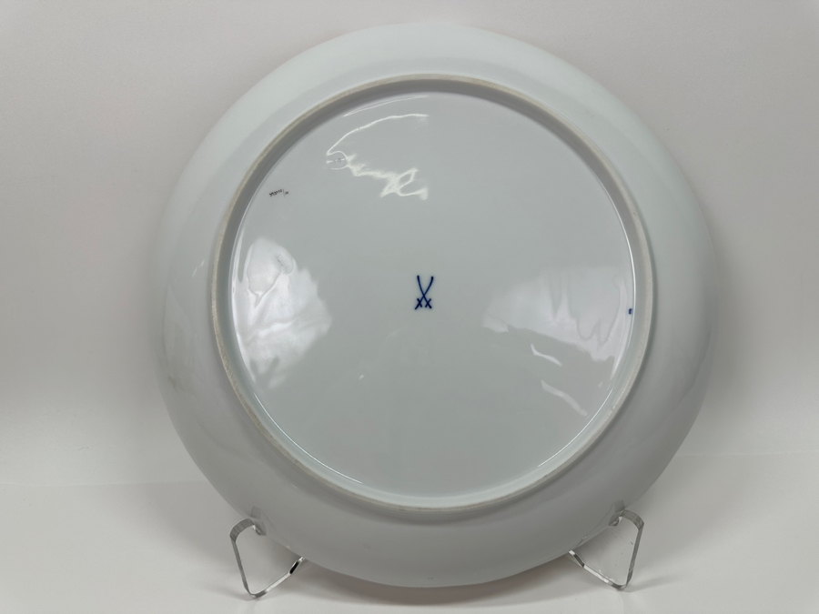 Meissen (Germany) Fine Porcelain Individually Hand Painted 'Colorful Chinese Butterfly Painting With Gold Rim' Schmetterling, Service Charger Plate 12W Estimate $300 [Photo 8]