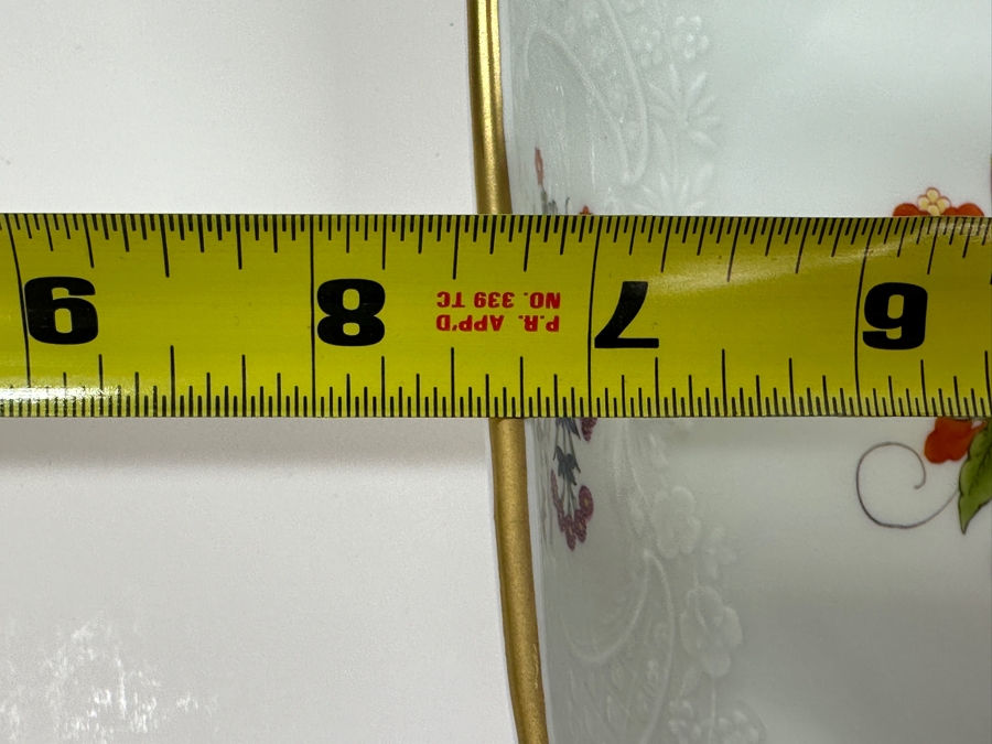 Meissen (Germany) Fine Porcelain Individually Hand Painted 'Colorful Chinese Butterfly Painting With Gold Rim' Schmetterling, Service Charger Plate 12W Estimate $300 [Photo 21]