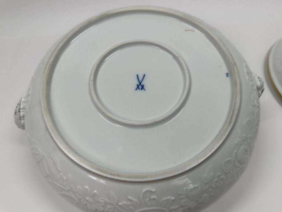 Meissen (Germany) Fine Porcelain Individually Hand Painted 'Colorful Chinese Butterfly Painting With Gold Rim' Schmetterling, Soup Tureen 12W X 8H Estimate $1,500 [Photo 13]