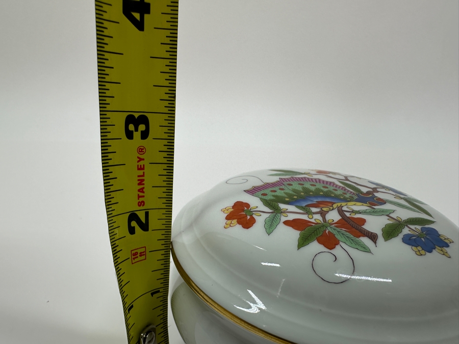 Meissen (Germany) Fine Porcelain Individually Hand Painted 'Colorful Chinese Butterfly Painting With Gold Rim' Schmetterling, Lidded Box 3.75W With Pair Of Small Dishes 3.25W Estimate $300 [Photo 14]