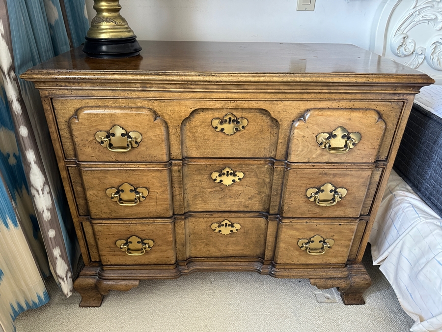 Vintage 1971 Chest Of Drawers Dresser 38W X 19D X 31.5H [Photo 7]