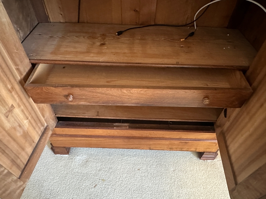 Antique Carved Wooden Wardrobe Armoire Cabinet 54W X 23D X 98H [Photo 15]